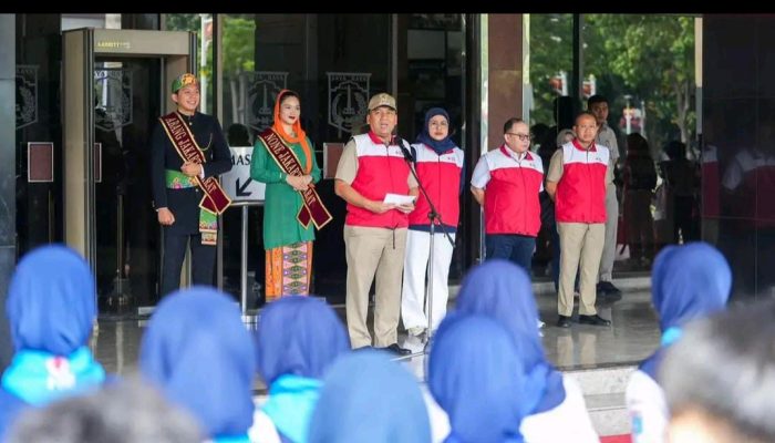 Wali Kota Jakbar Lepas 219 PMR Terbaik ke Jumbara Provinsi DKI Jakarta 2025