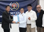 Hendry Ch Bangun Daftarkan Calon Ketua Umum PWI, Ajak Semua Anggota Bersatu
