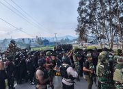 Rasisme Berujung Rusuh di SMAN 1 Elelim: Kios dan Fasilitas Aparat Dibakar Massa