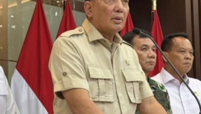 Sjafrie Sjamsoeddin Berpamitan di Hadapan Komisi I DPR RI: Sinyal Pergantian Menko Polhukam Ad Interim