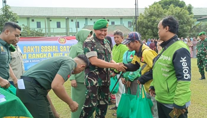 Satangair KRY Pusbekang TNI AD Bagikan 200 Paket Sembako untuk Warga dan Ojol