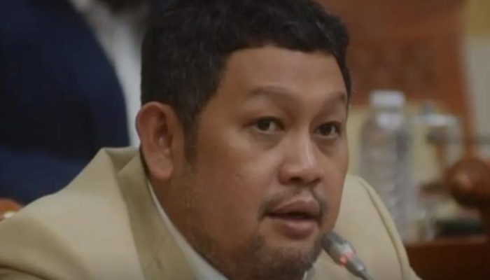 DPR Desak OJK Hapus Pasal Penagihan Utang Debt Collector dalam POJK 22/2023, Dorong Penyelesaian Lewat Jalur Perdata