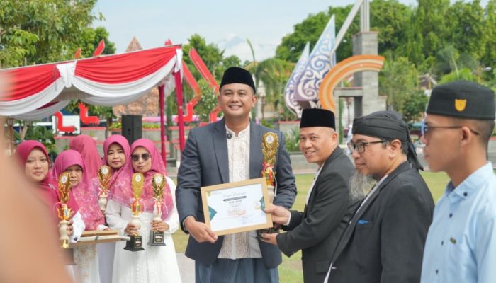 Santri Klaten Mantapkan Semangat Kebangsaan di Hari Santri Nasional 2025